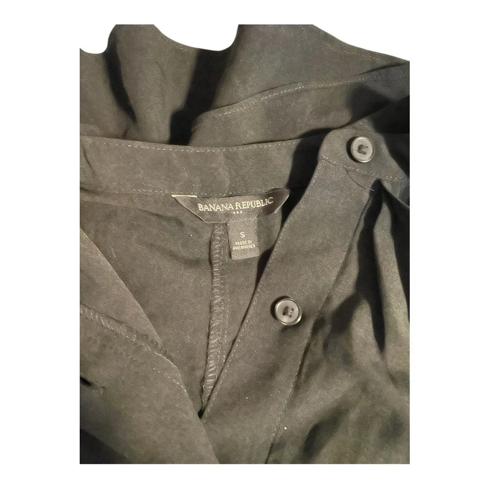 Banana Republic Black Sleeveless  Button Down Top Short Sleeve - Picture 6 of 6